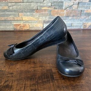 Vionic wedge